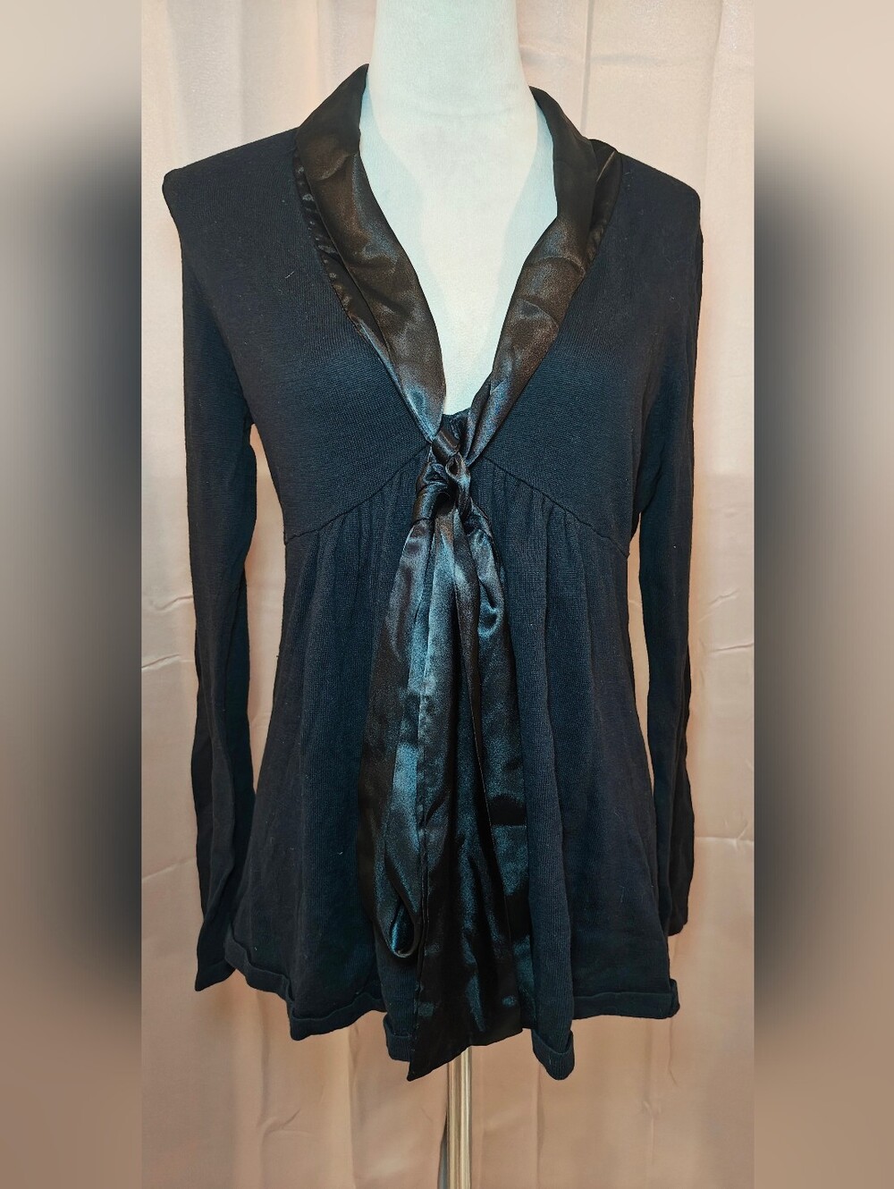 🖤Y2K Gap Fairygrunge  Black Satin-Trim Bell Sleeve Babydoll Top🖤